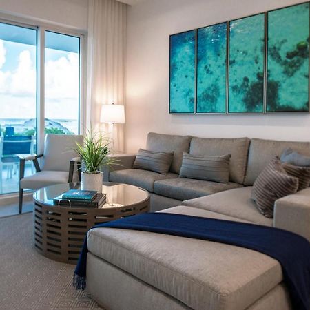 Rum Point Club Residences Driftwood Village Екстер'єр фото