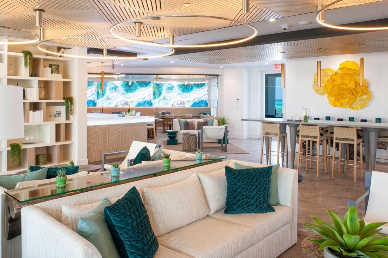 Rum Point Club Residences Driftwood Village Екстер'єр фото