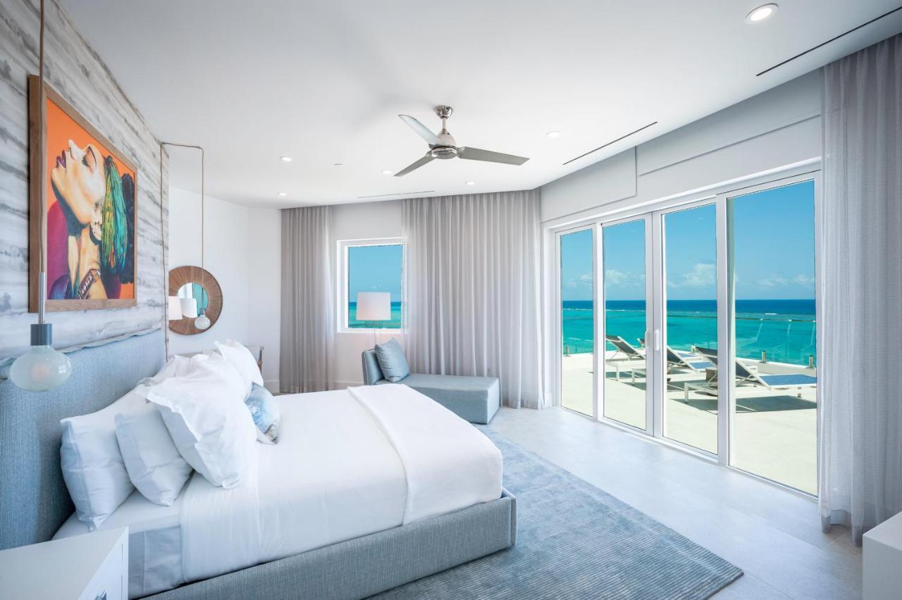 Rum Point Club Residences Driftwood Village Екстер'єр фото