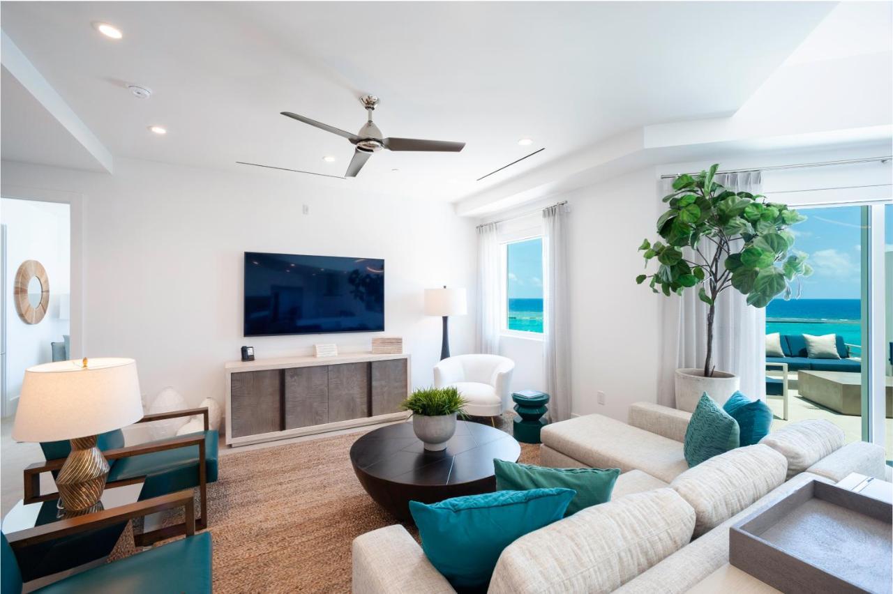 Rum Point Club Residences Driftwood Village Екстер'єр фото