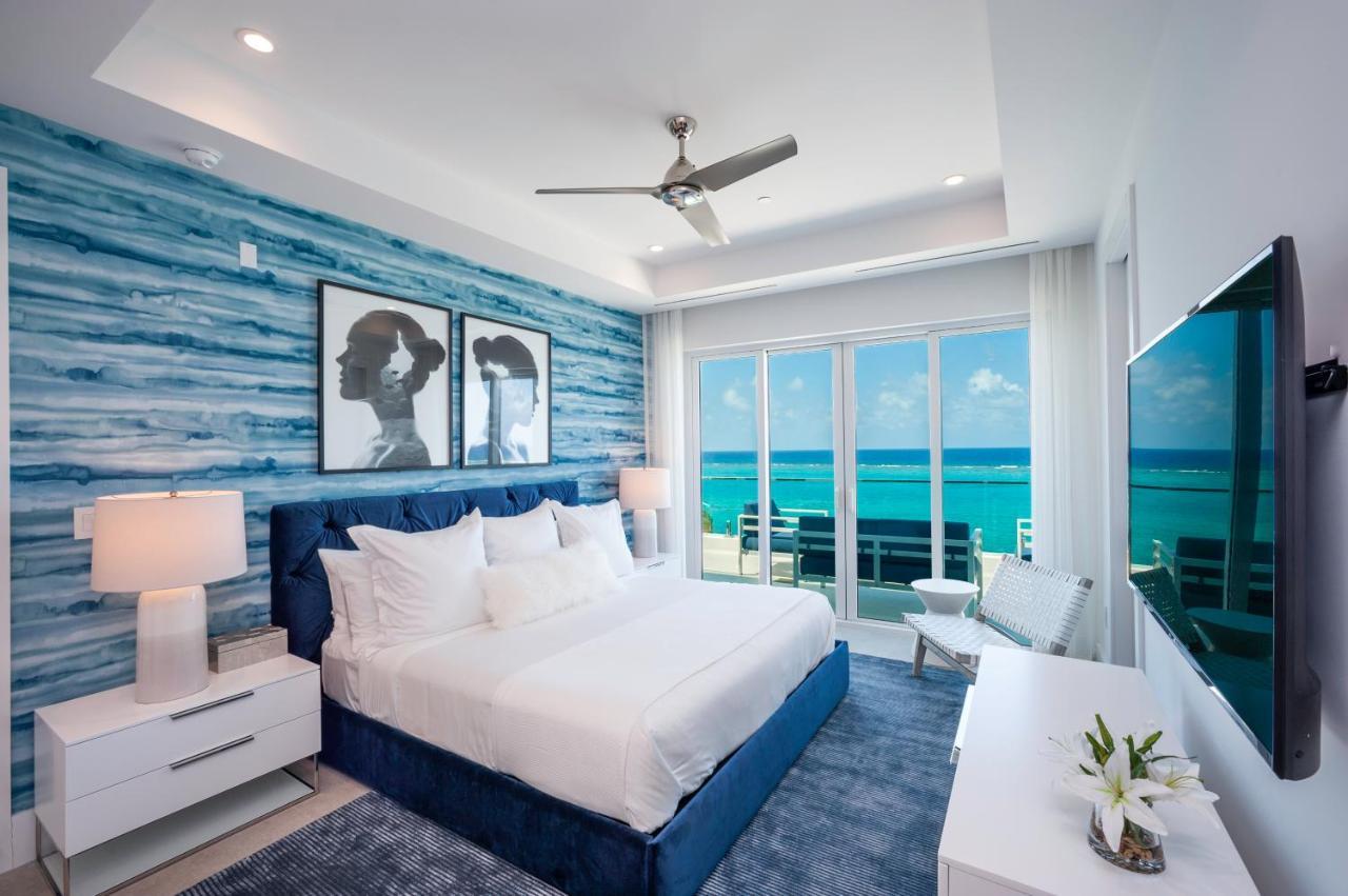 Rum Point Club Residences Driftwood Village Екстер'єр фото