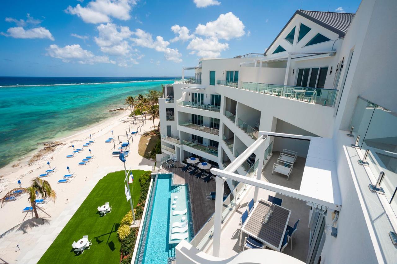 Rum Point Club Residences Driftwood Village Екстер'єр фото