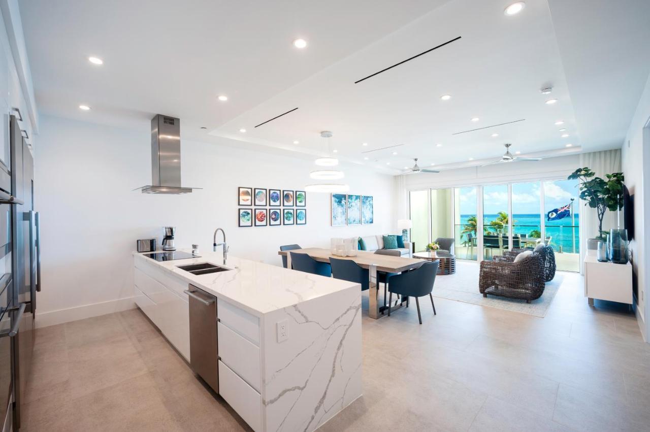 Rum Point Club Residences Driftwood Village Екстер'єр фото