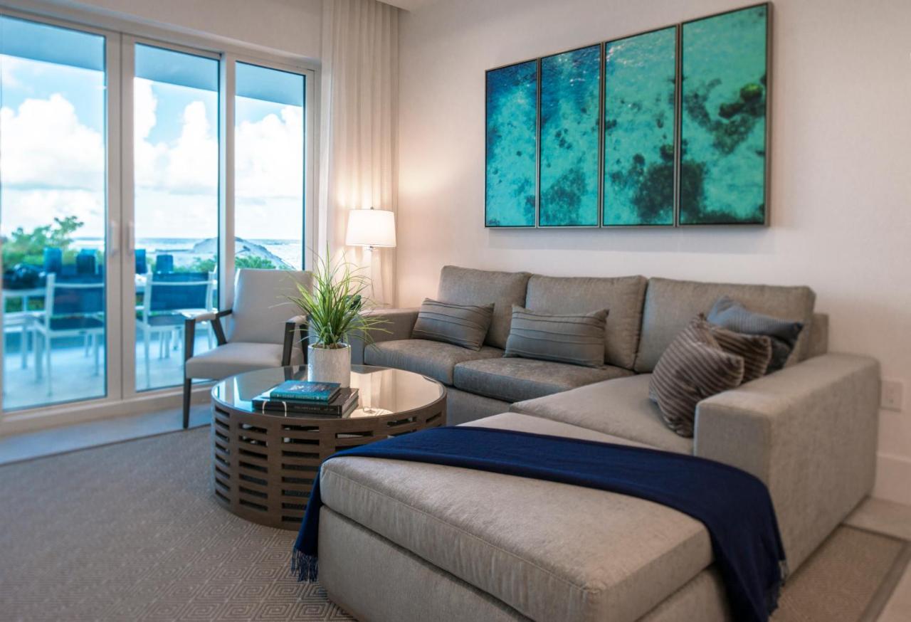 Rum Point Club Residences Driftwood Village Екстер'єр фото