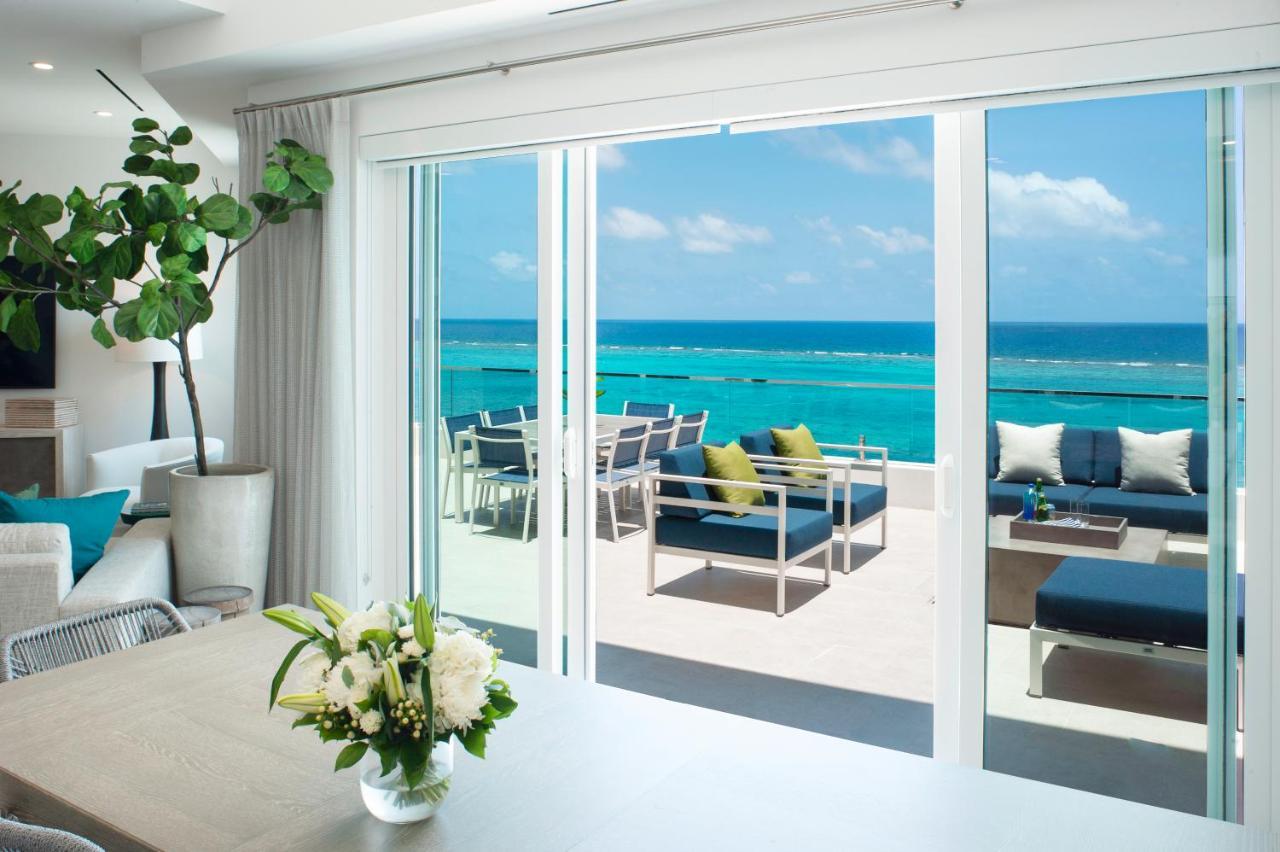 Rum Point Club Residences Driftwood Village Екстер'єр фото