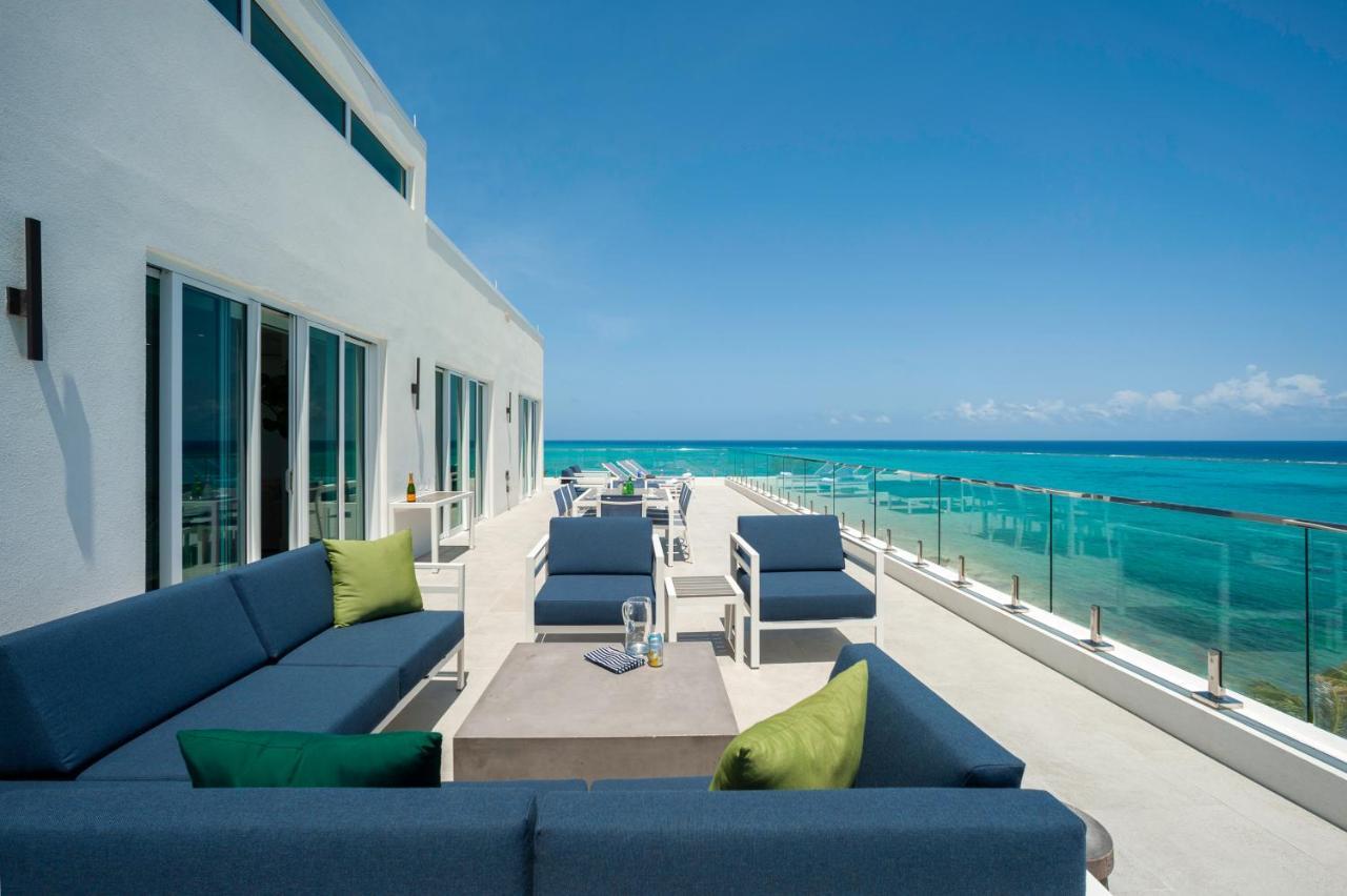 Rum Point Club Residences Driftwood Village Екстер'єр фото